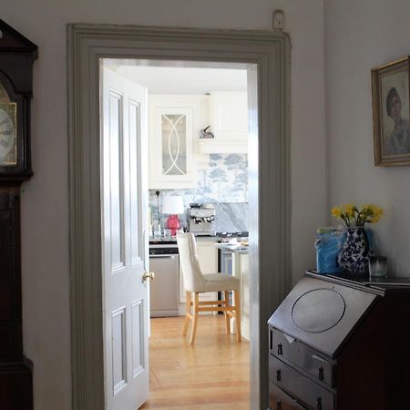 Lynwood House Bed and Breakfast Cobh Buitenkant foto