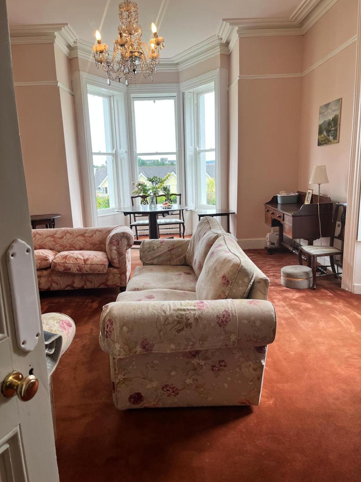 Lynwood House Bed and Breakfast Cobh Buitenkant foto