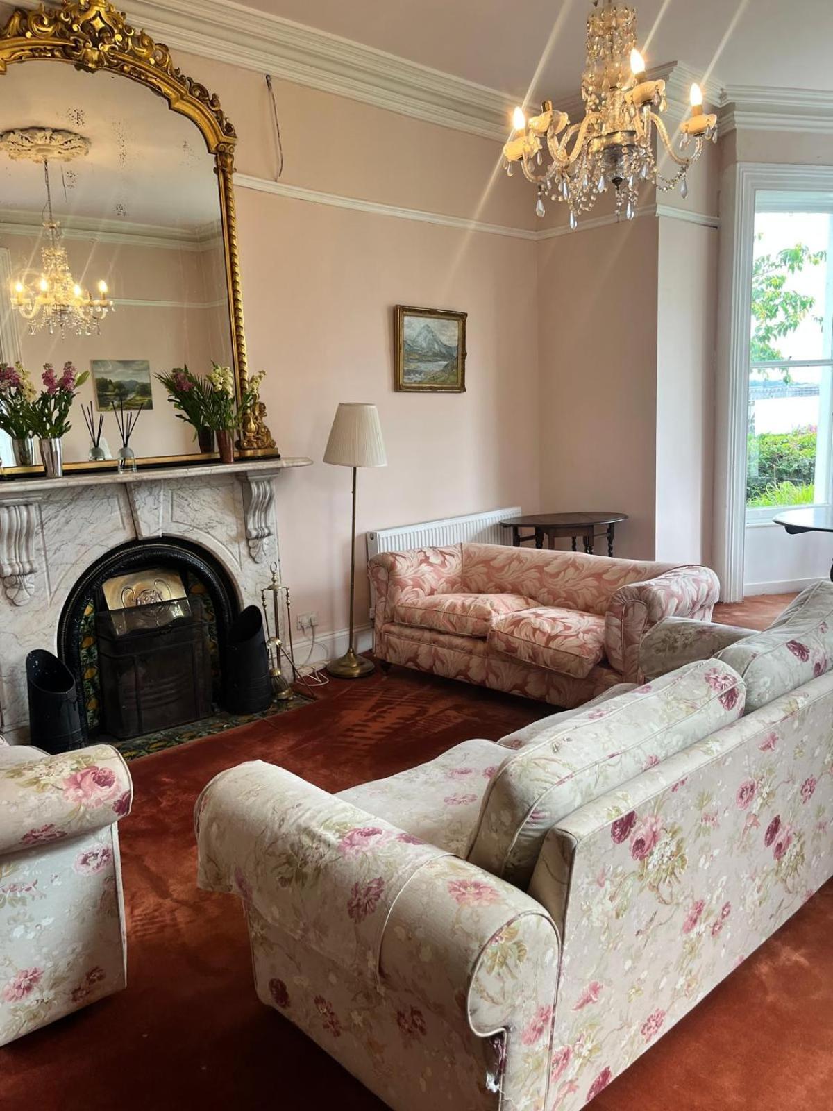 Lynwood House Bed and Breakfast Cobh Buitenkant foto