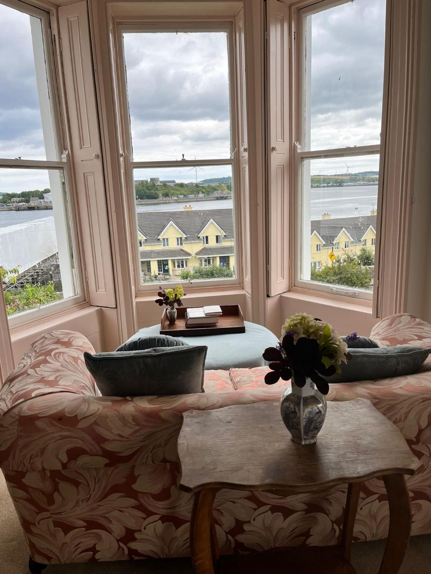 Lynwood House Bed and Breakfast Cobh Buitenkant foto